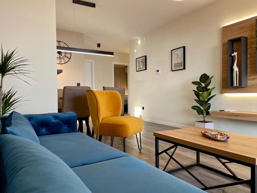 Apartment Linda With Panoramic Sea View Makarska Exteriör bild